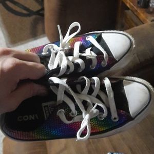Kids converse all star size 5
